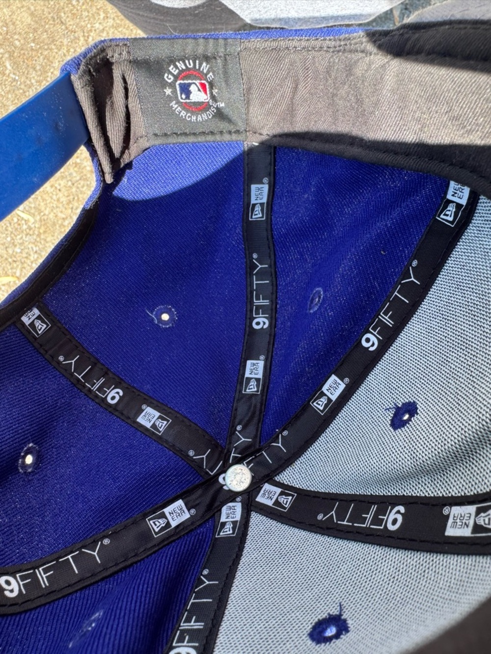 New Era LA Dodgers Royal Blue Snapback Hat with White Logo - Picture 5 of 7